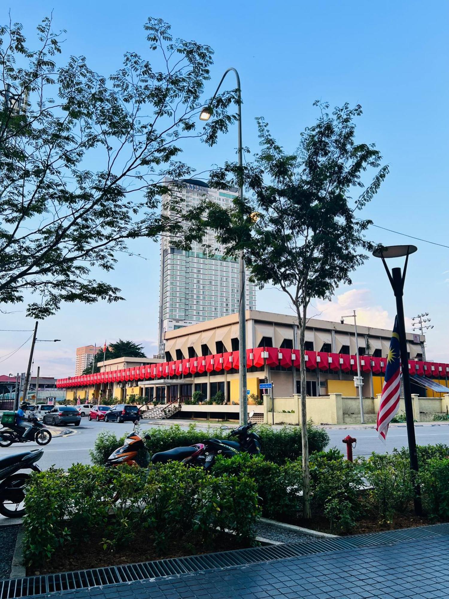 Apartment Colony Klcc By Hibernate