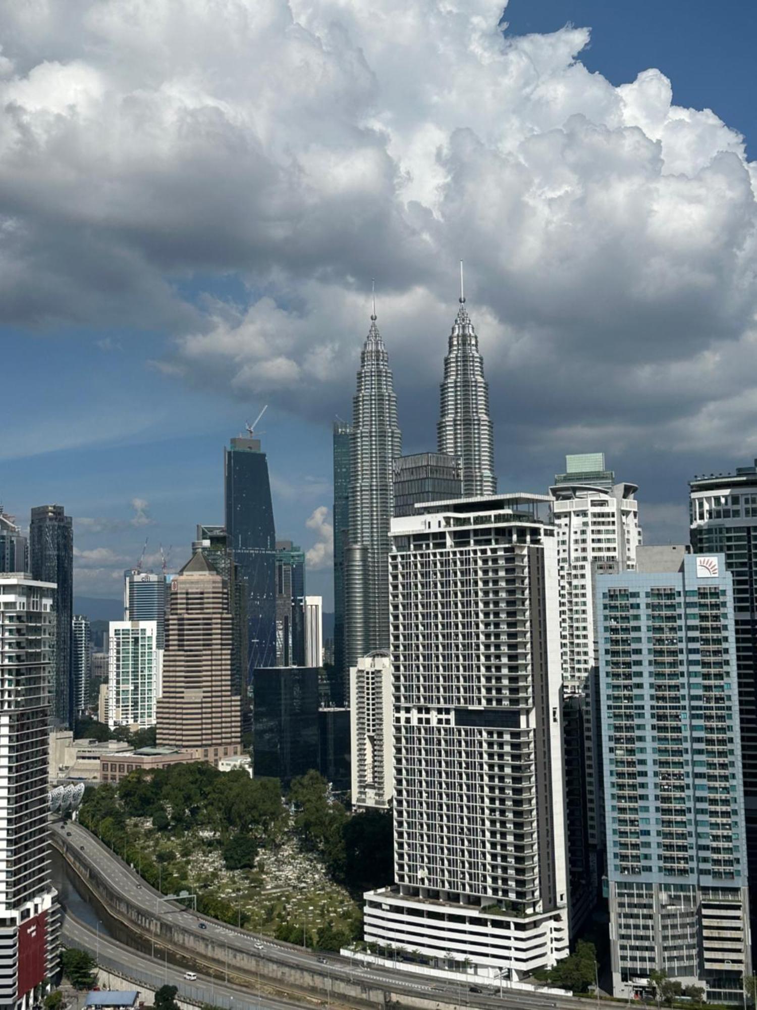 Colony Klcc By Hibernate Apartment *