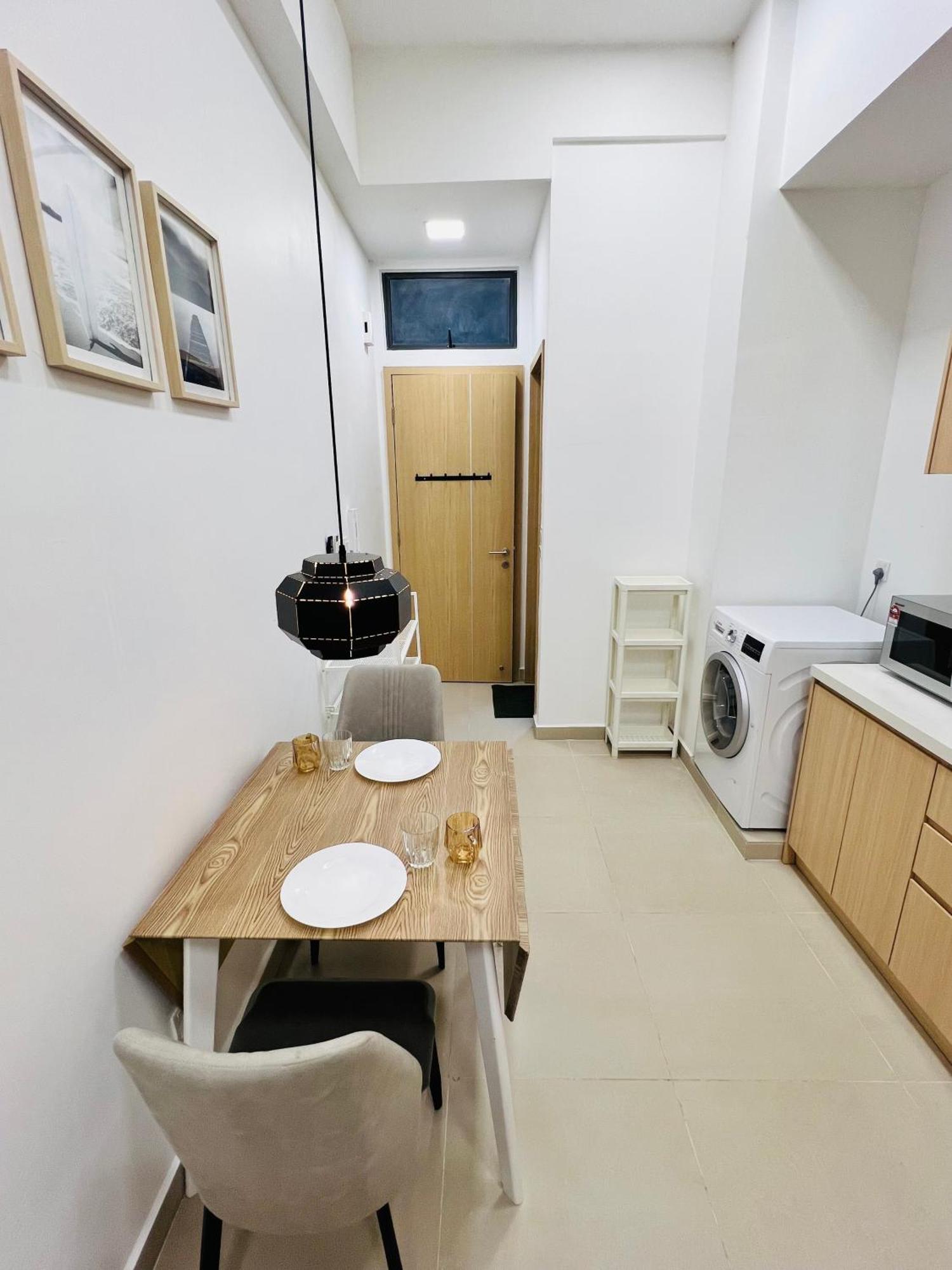 Colony Klcc By Hibernate Apartment