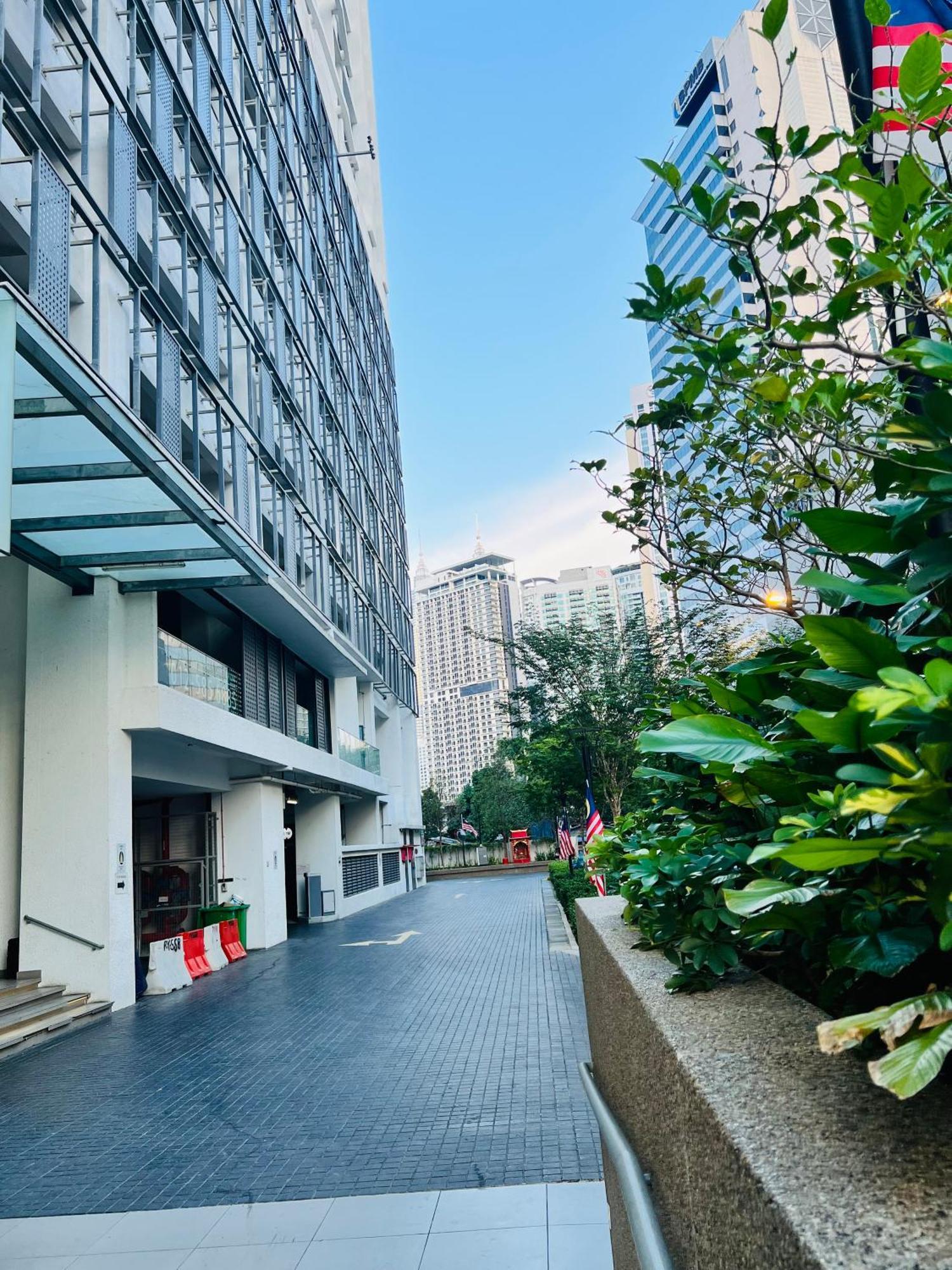 Colony Klcc By Hibernate *