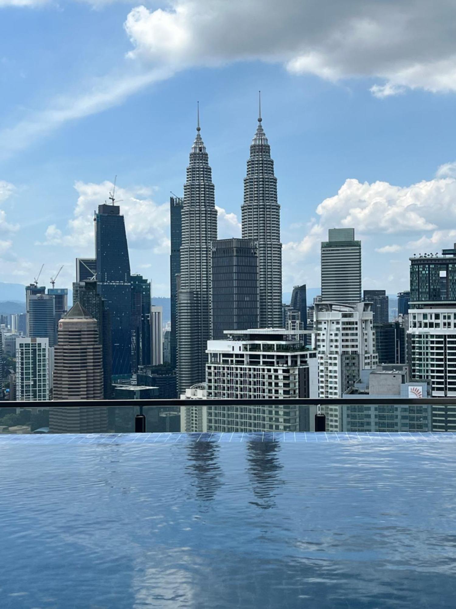 Pangsapuri Colony Klcc By Hibernate *