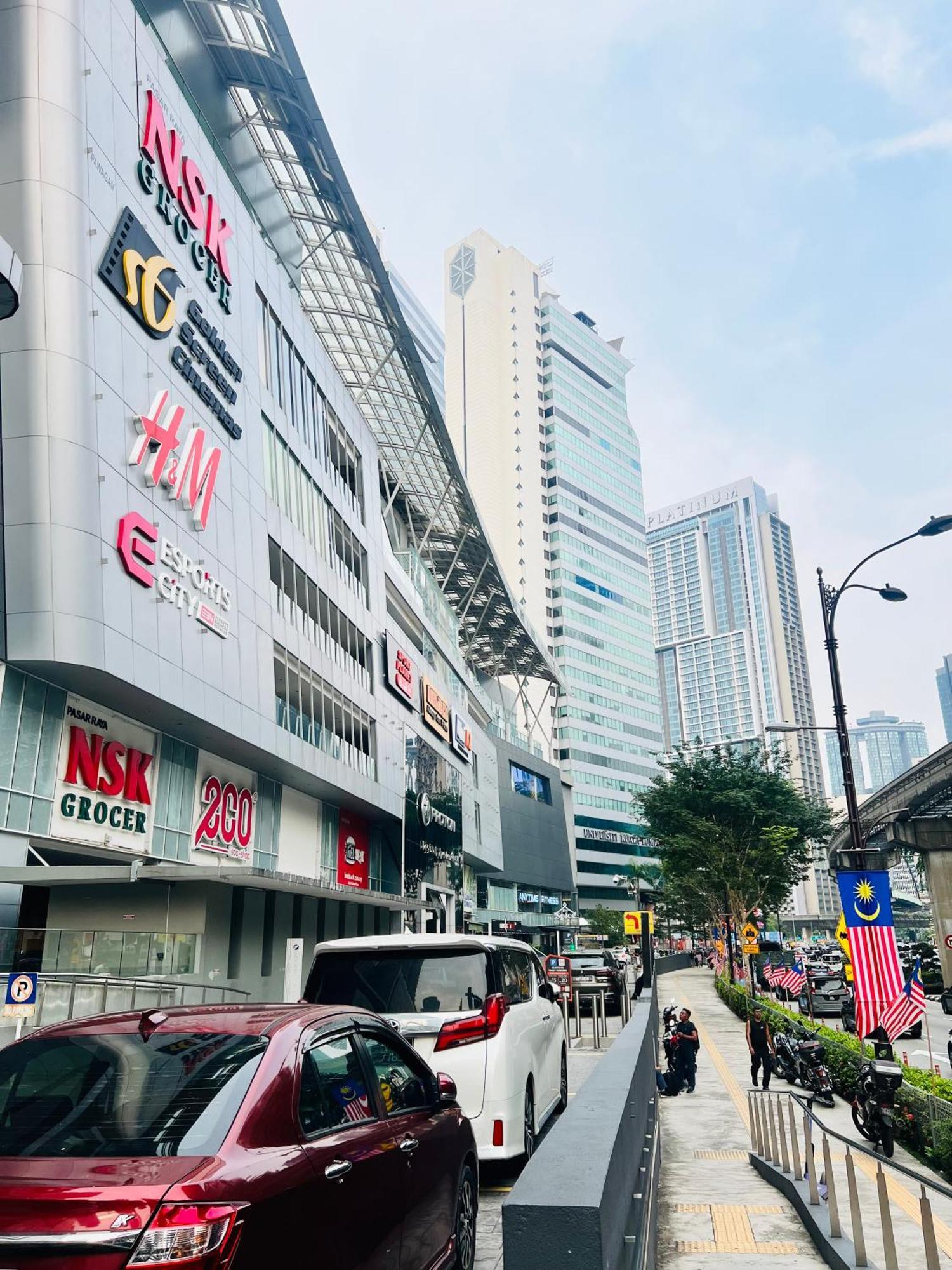 Colony Klcc By Hibernate *