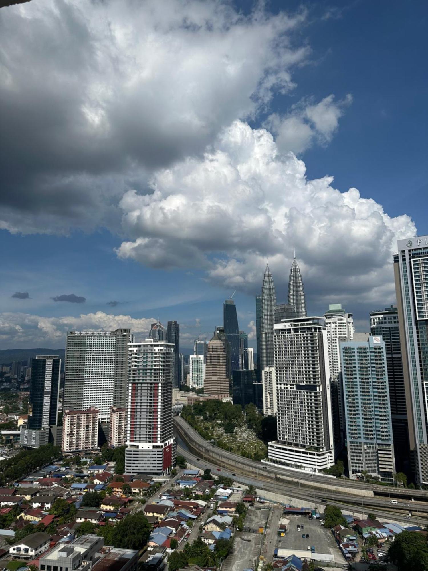 Colony Klcc By Hibernate *