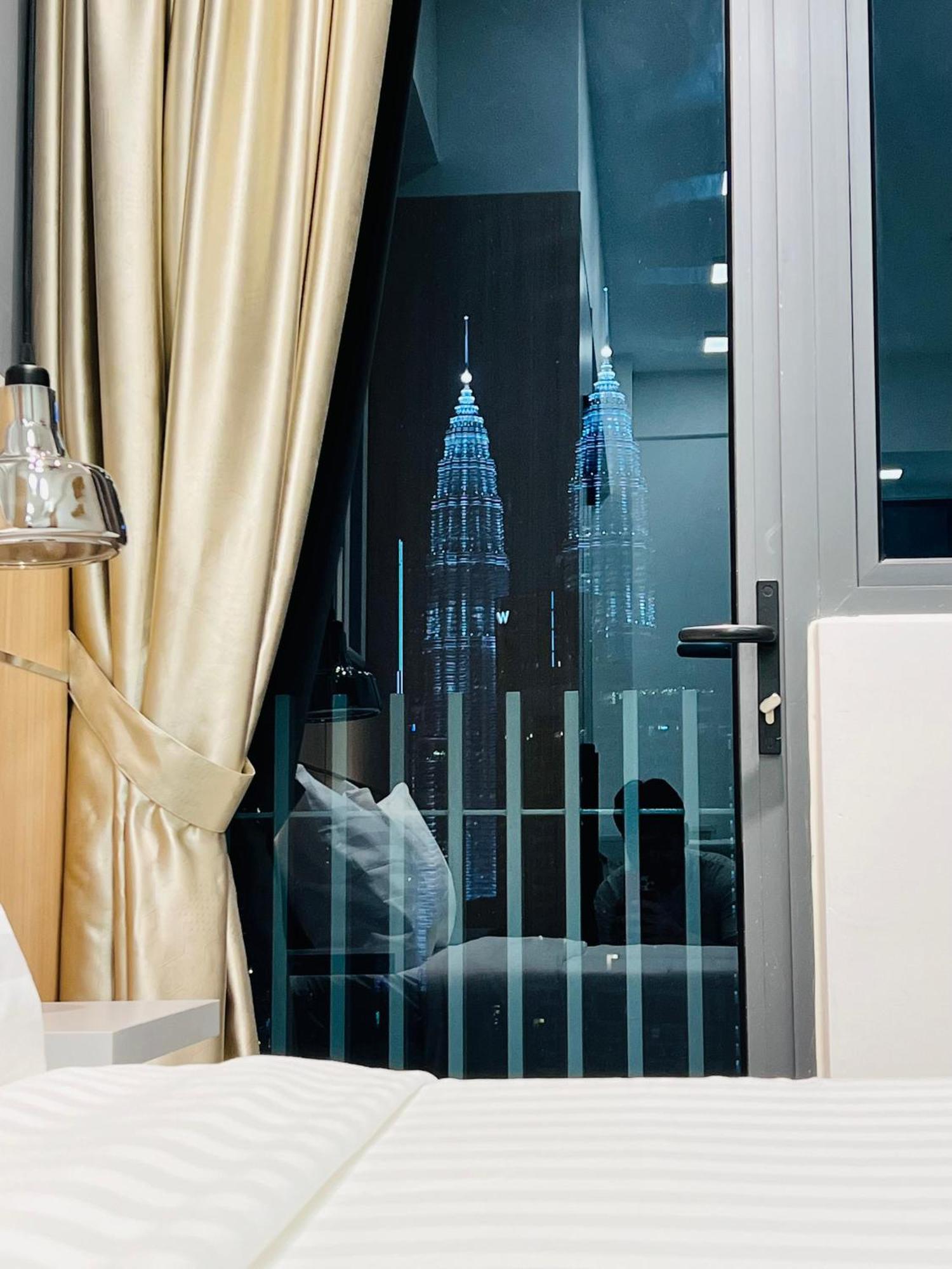 Apartment Colony Klcc By Hibernate *
